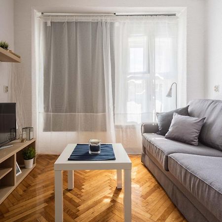 Apartment Petra By Blue Apartments ザグレブ エクステリア 写真